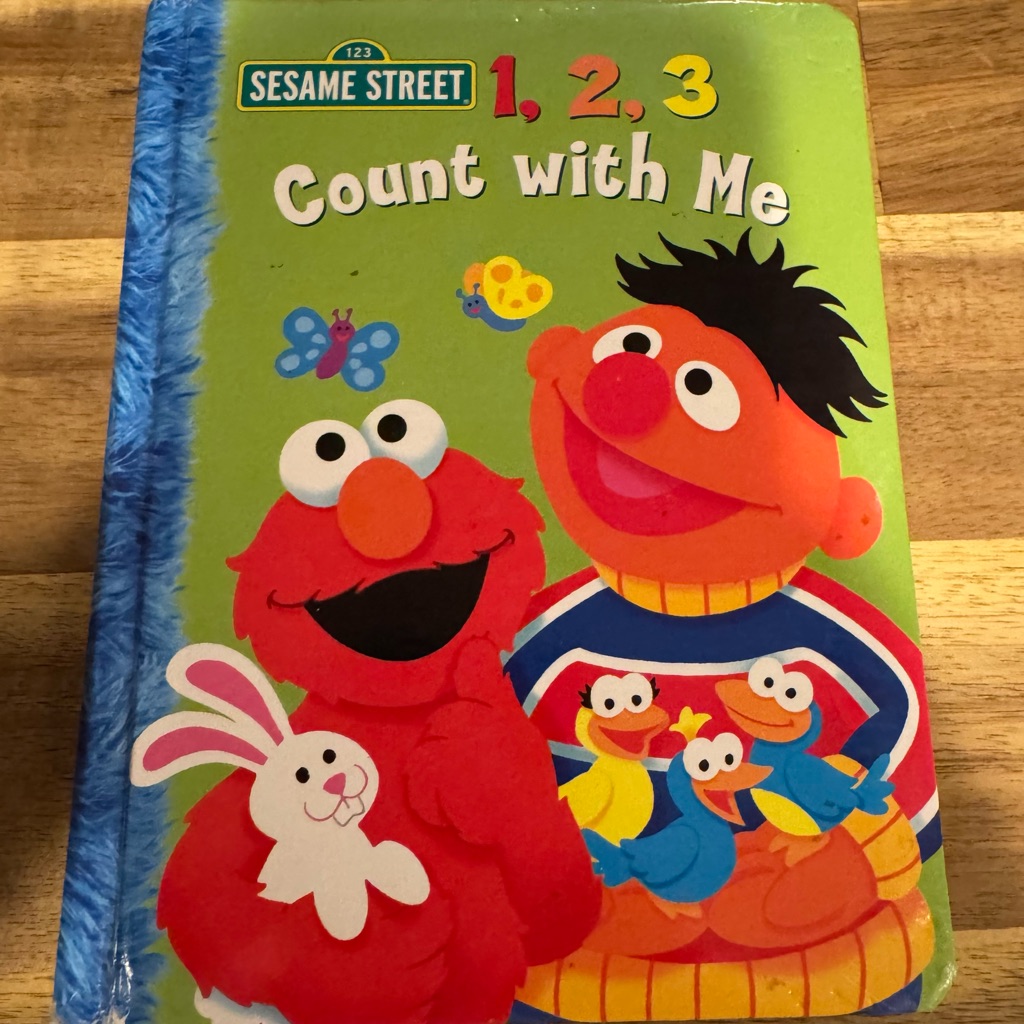 Sesame Street 1, 2, 3 Count With Me Book